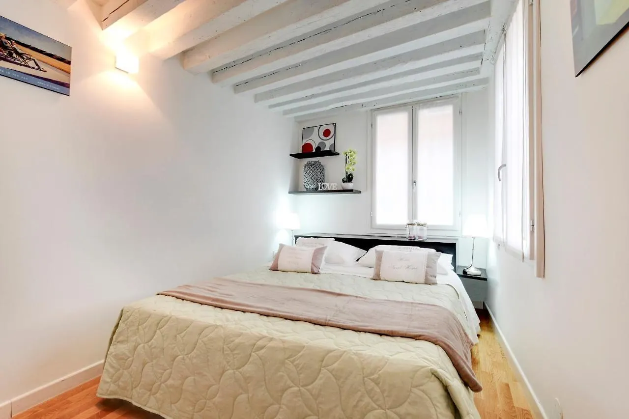 Cannaregio Canal View - Marco Polo By Wonderful Italy Velence Apartman
